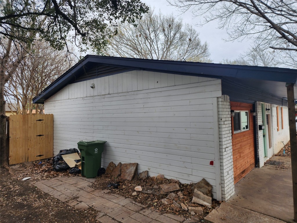 1811 Kent Drive Arlington TX 76010