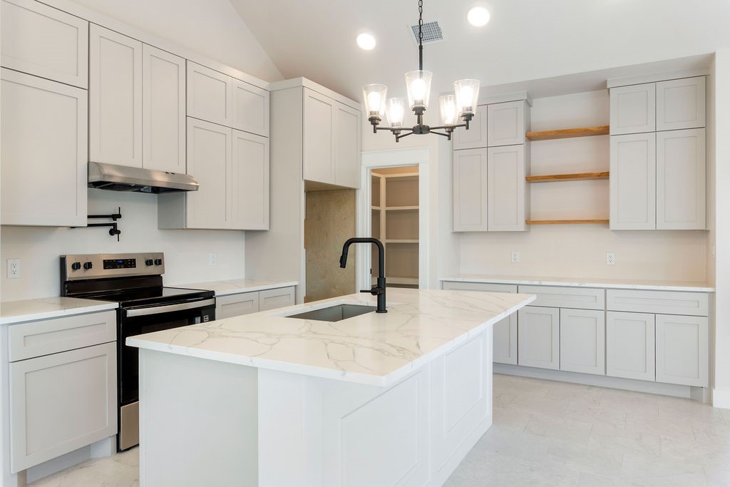 5026 Elizabeth Street Granbury TX 76048