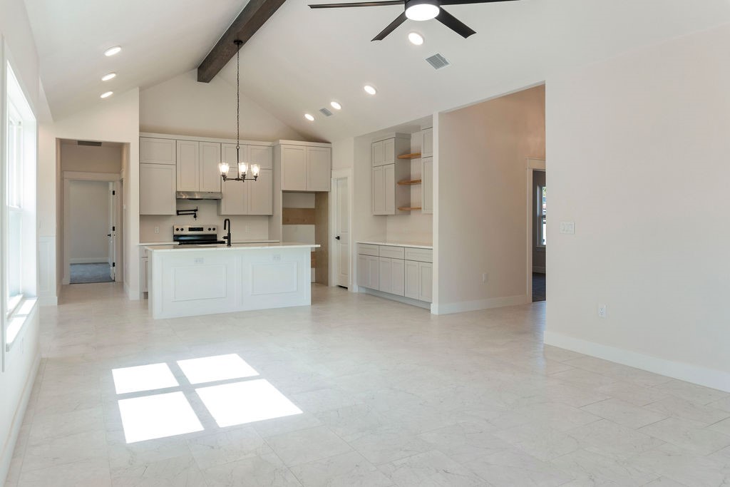 5026 Elizabeth Street Granbury TX 76048