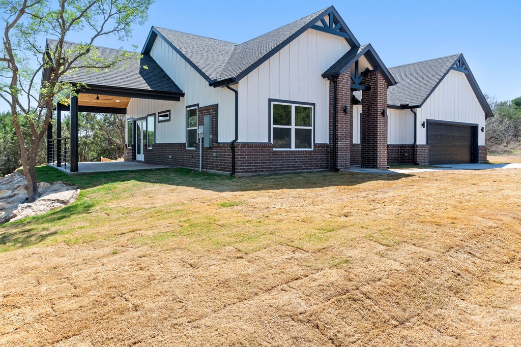 5026 Elizabeth Street Granbury TX 76048
