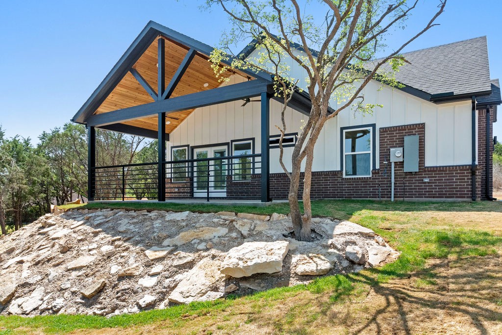 5026 Elizabeth Street Granbury TX 76048