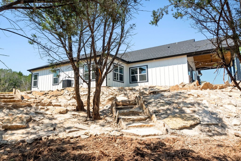 5026 Elizabeth Street Granbury TX 76048