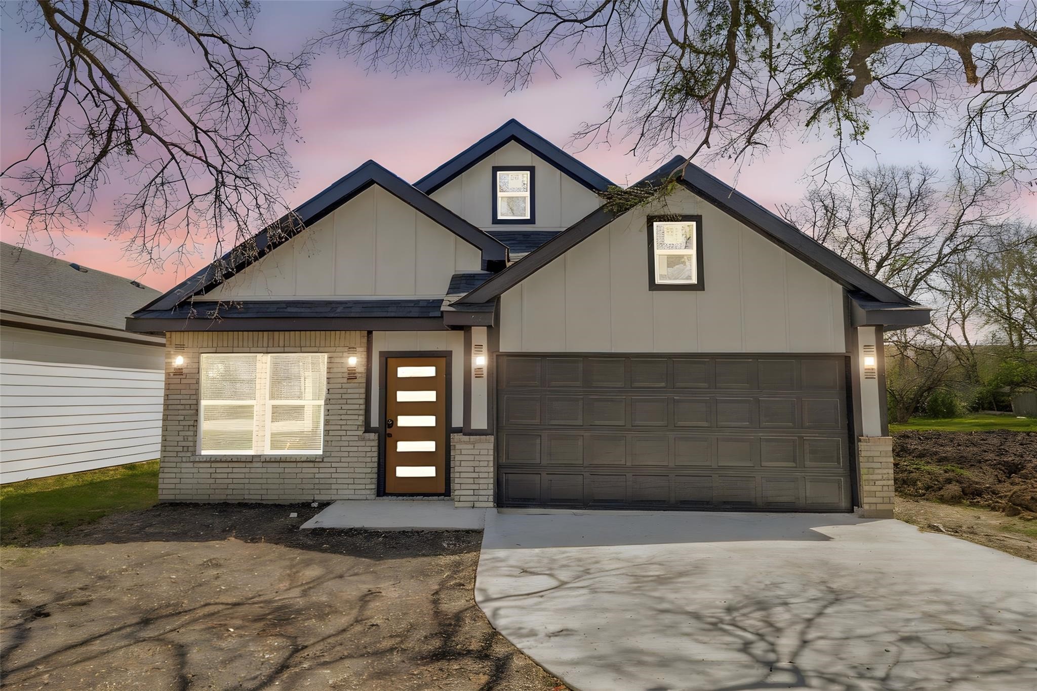 3104 Delafield Lane Dallas TX 75227