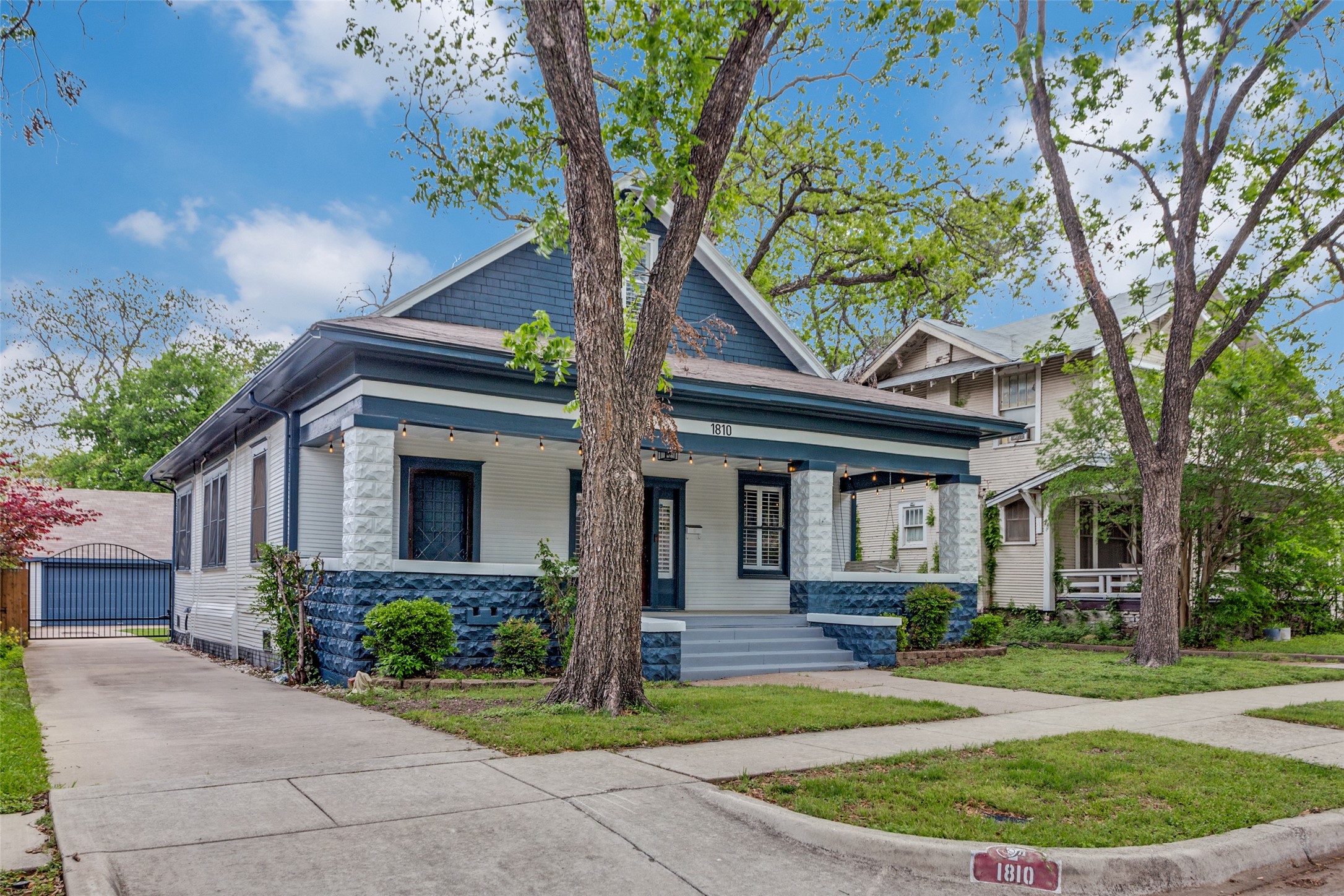 1810 5th Avenue Fort Worth TX 76110