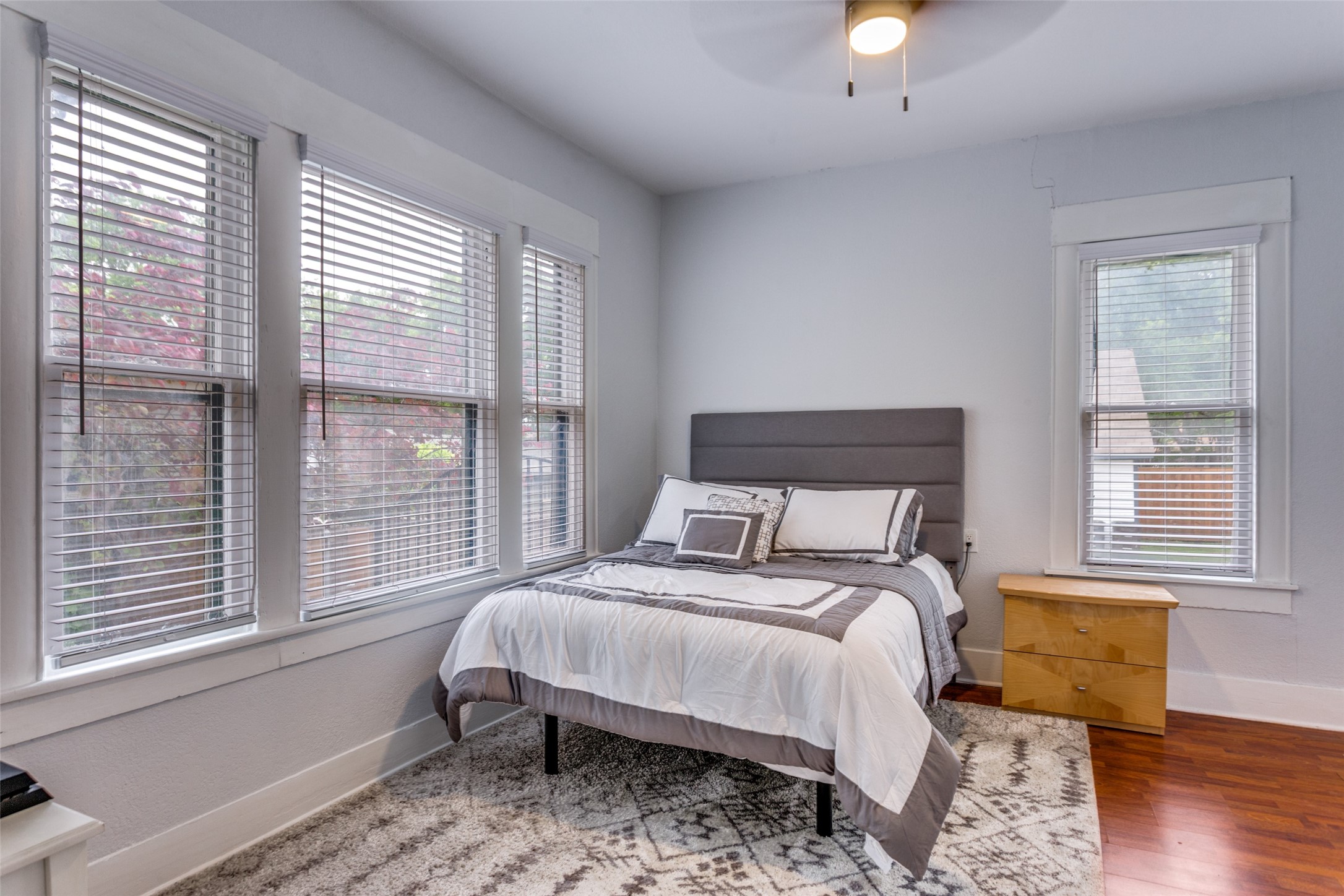 1810 5th Avenue Fort Worth TX 76110