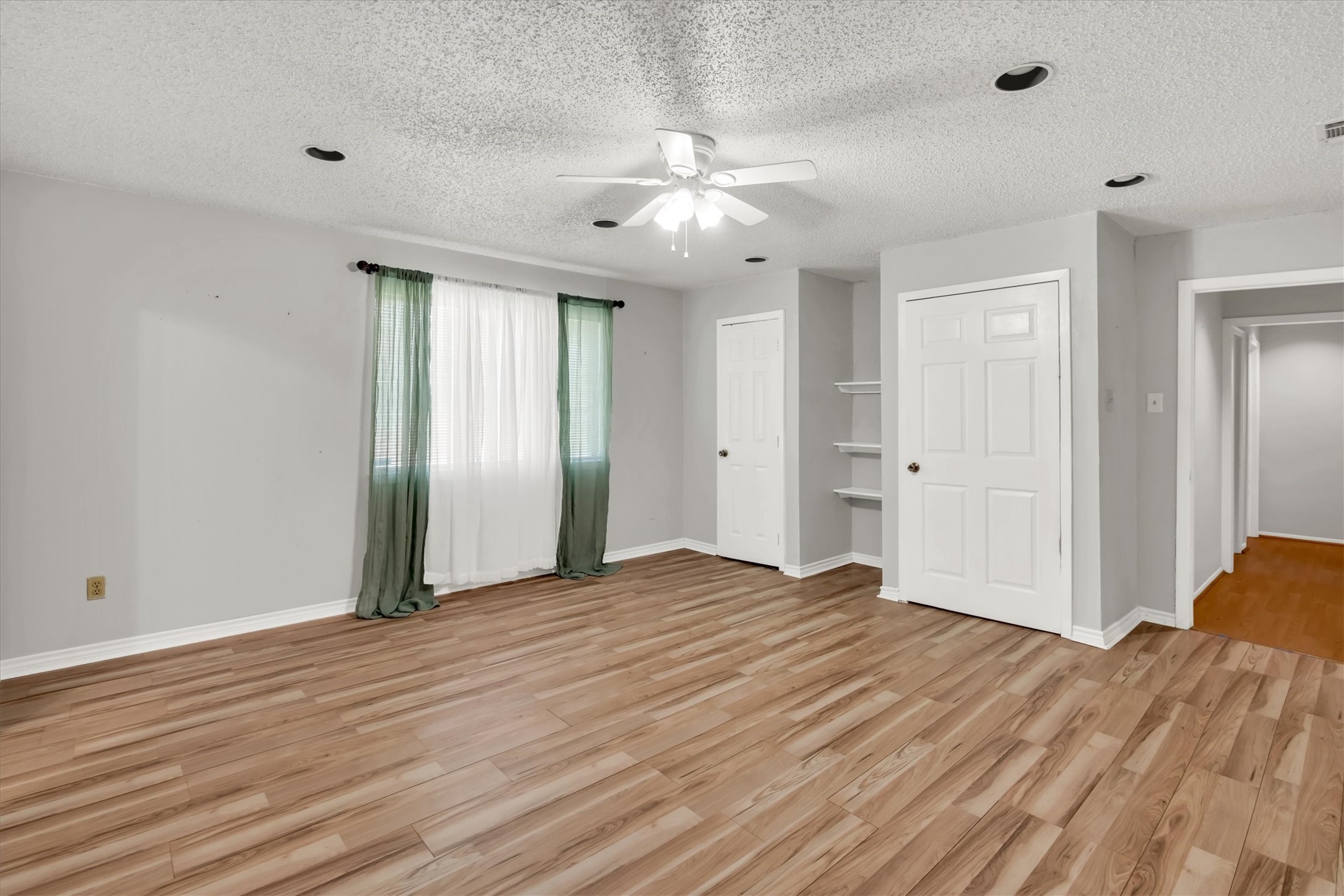 2715 Whitson Way Mesquite TX 75150