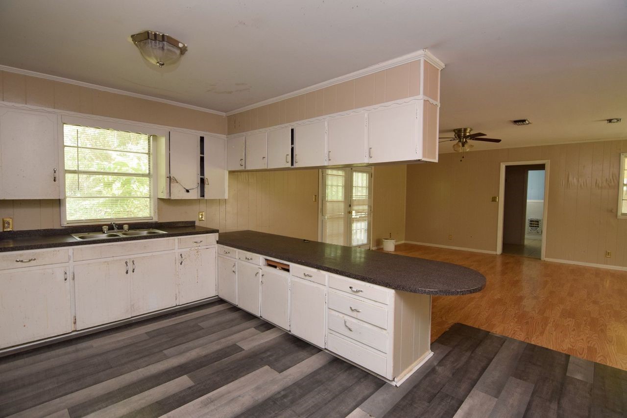 109 Olive Street Mount Vernon TX 75457