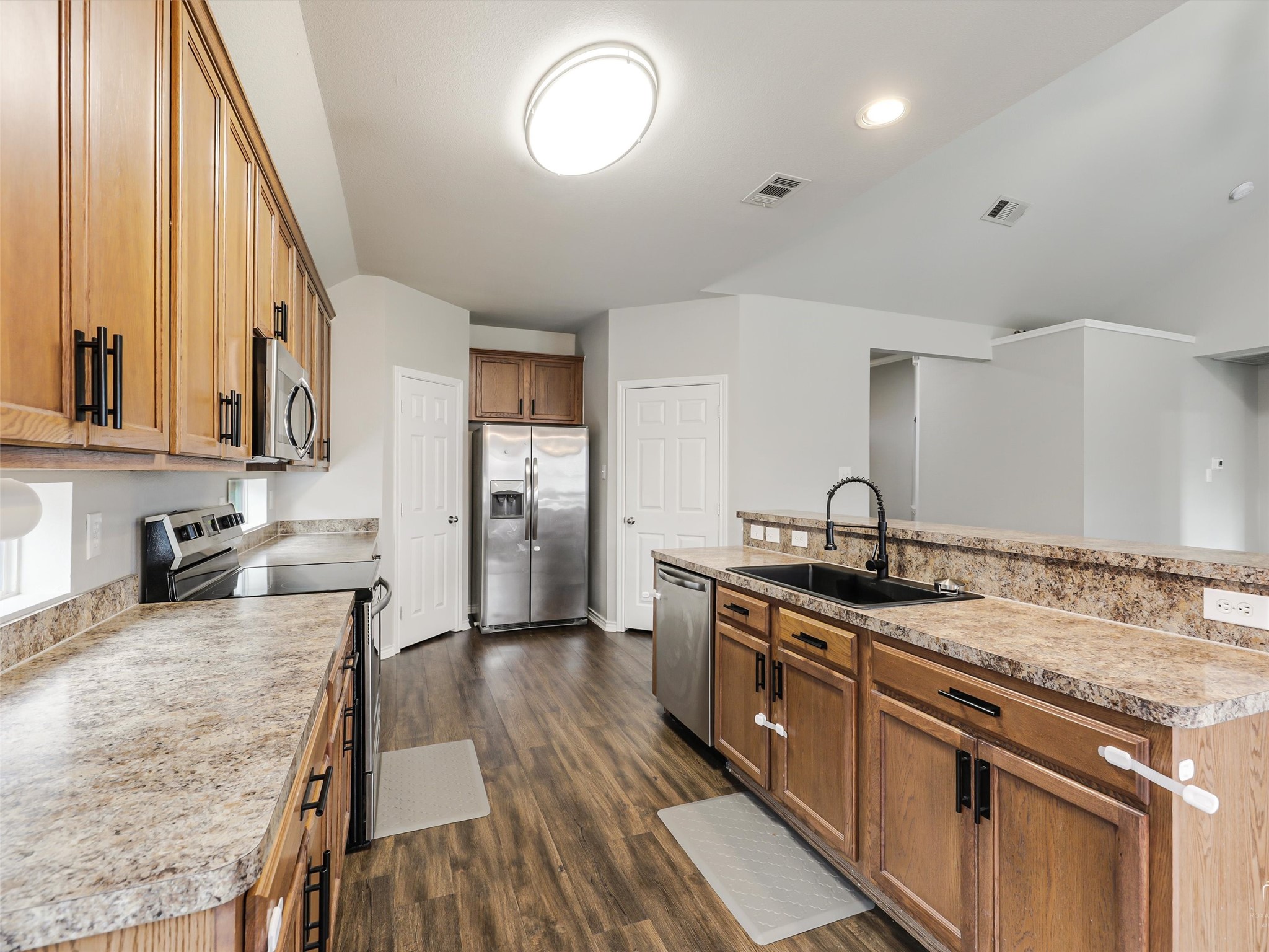 5817 Brookside Drive Denton TX 76226