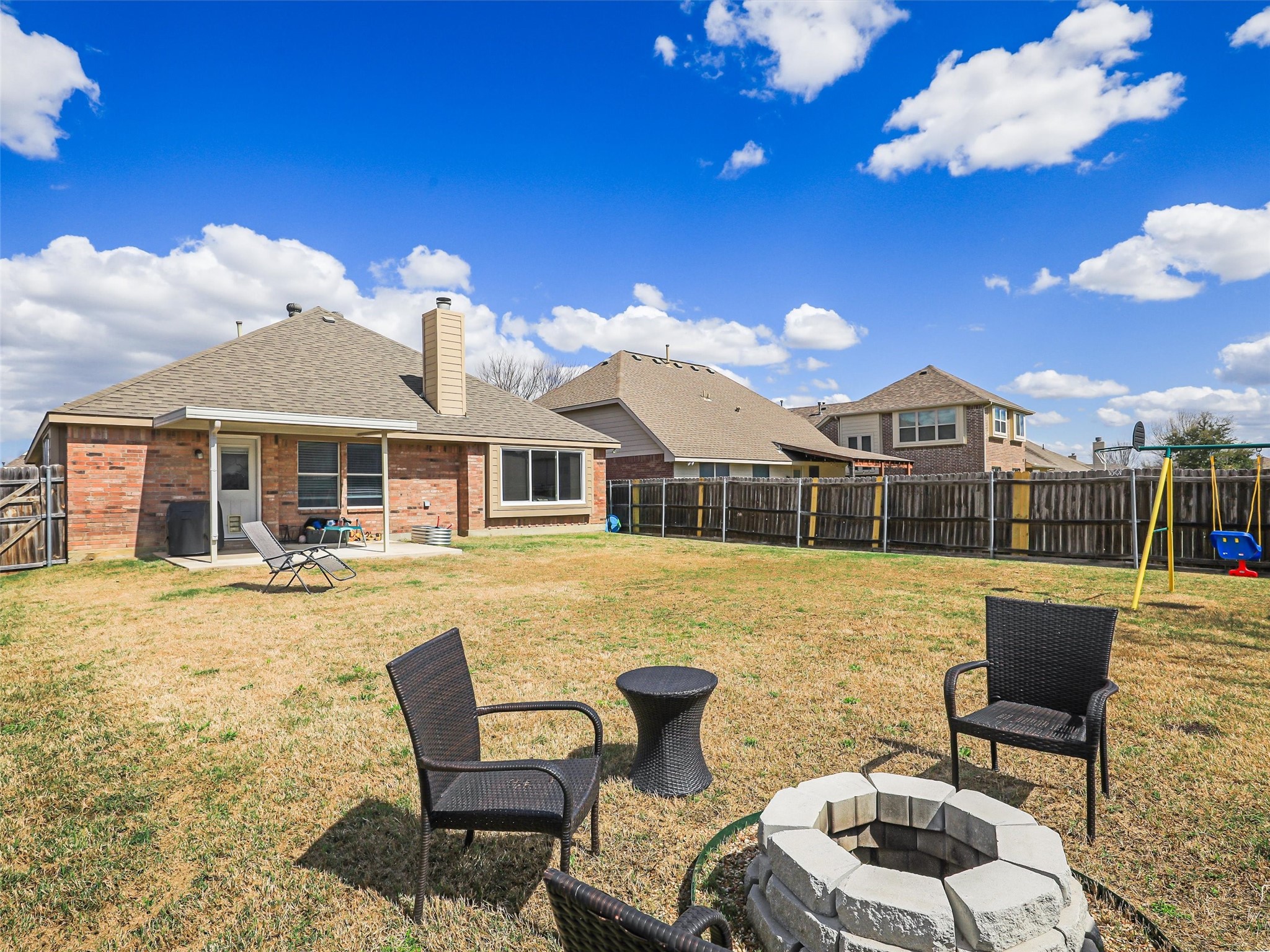 5817 Brookside Drive Denton TX 76226