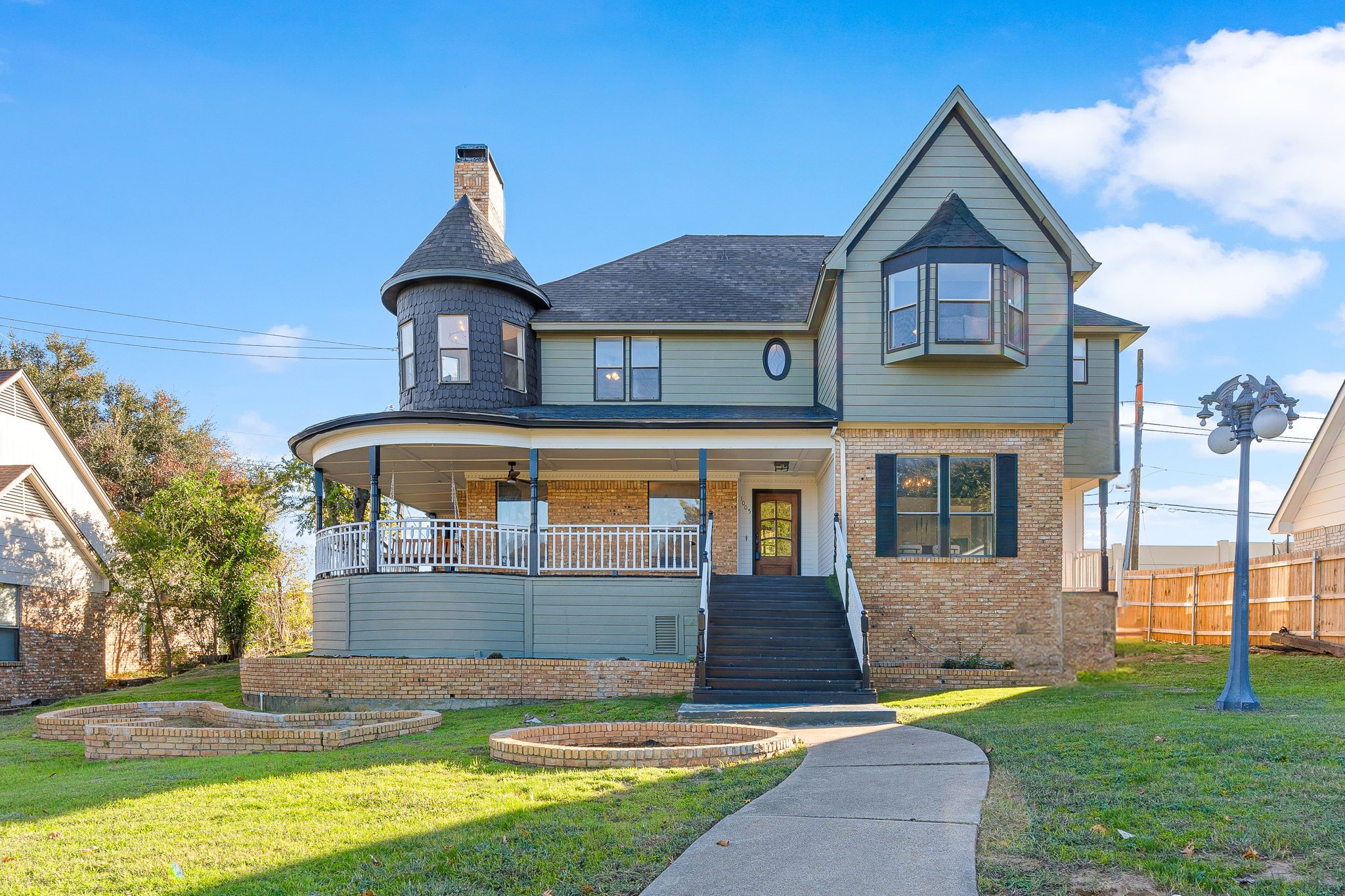 1005 Austrian Road Grand Prairie TX 75050