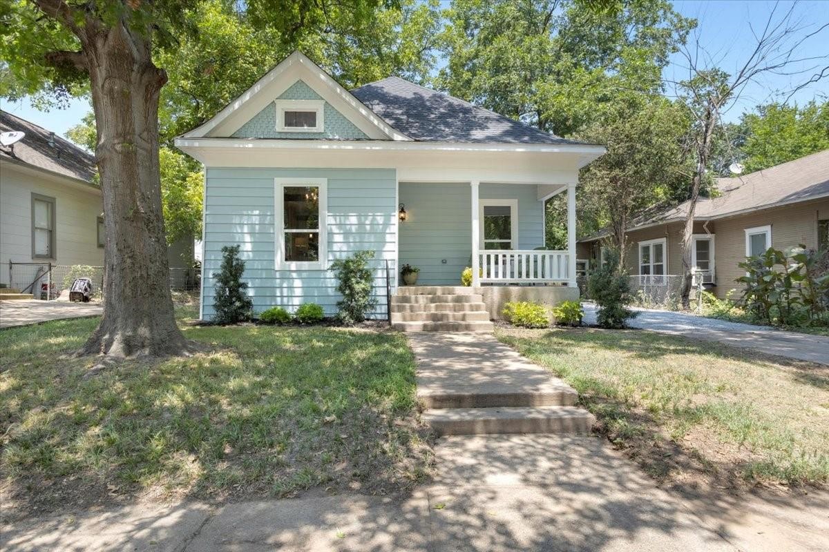 627 W Monterey Street Denison TX 75020