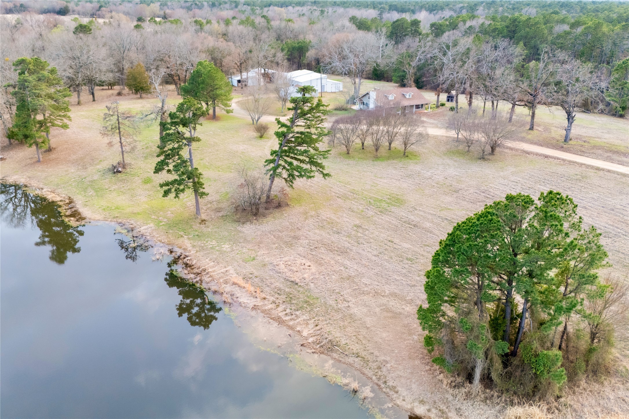 509 County Road 35985 Powderly TX 75473