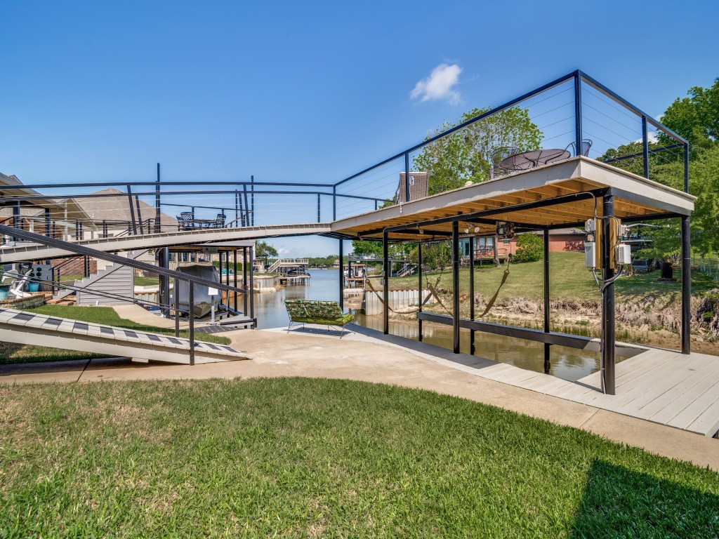 120 Saint Francis Lane Mabank TX 75156