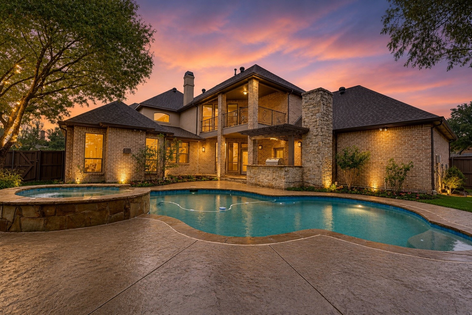 2216 Kings Pass Heath TX 75032