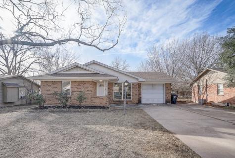 1112 Laguna Drive Denton TX 76209