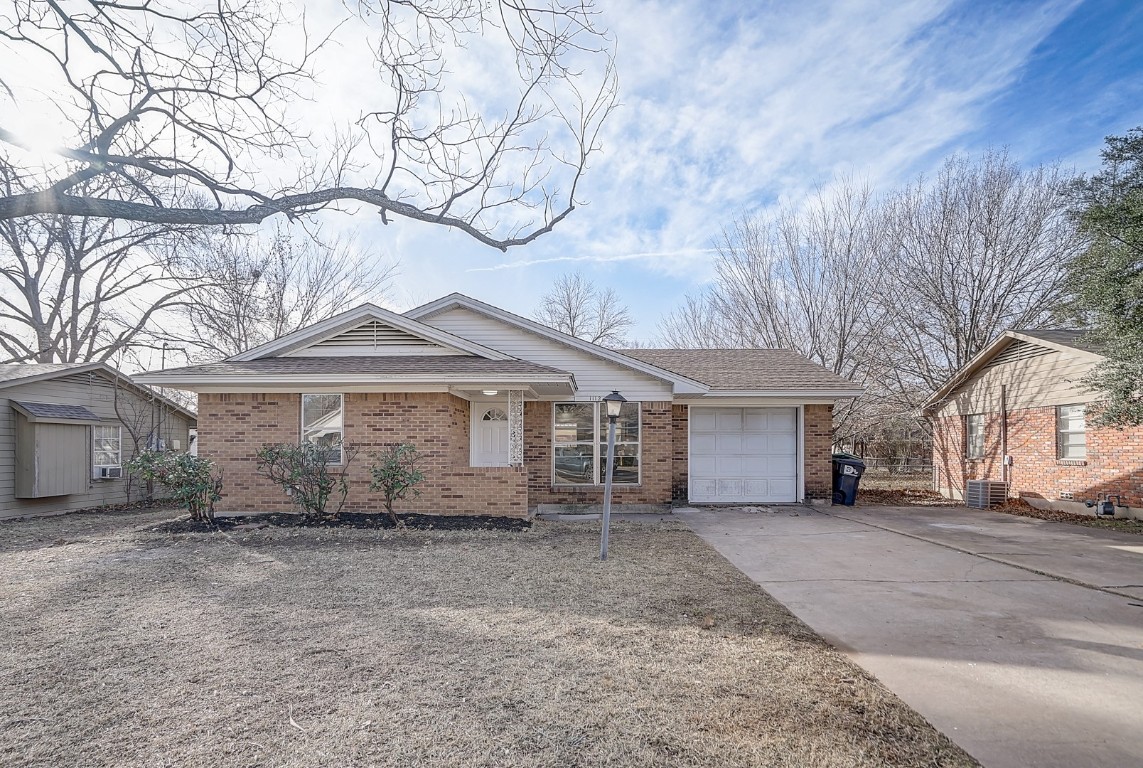1112 Laguna Drive Denton TX 76209