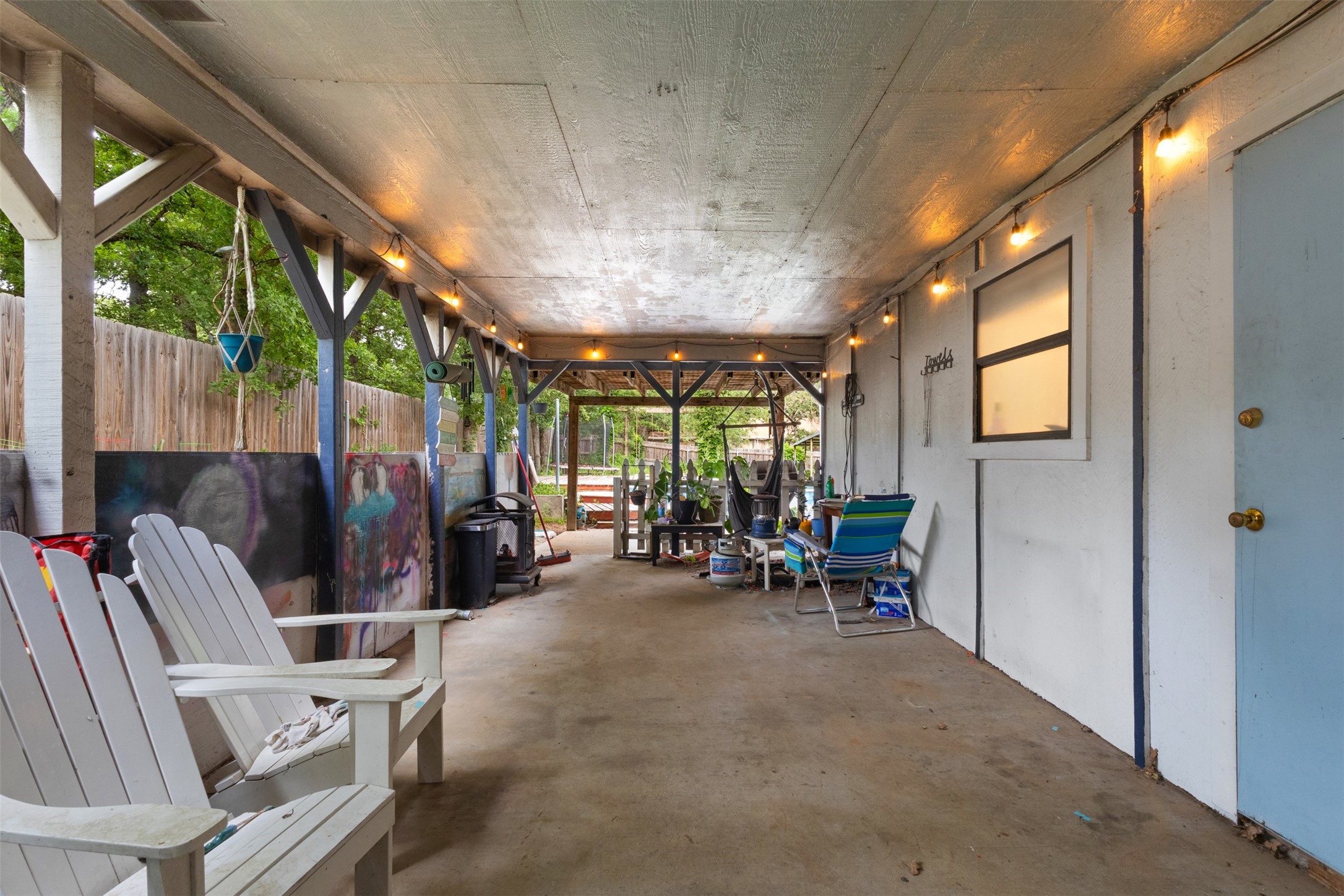 316 Hickorywood Street Azle TX 76020