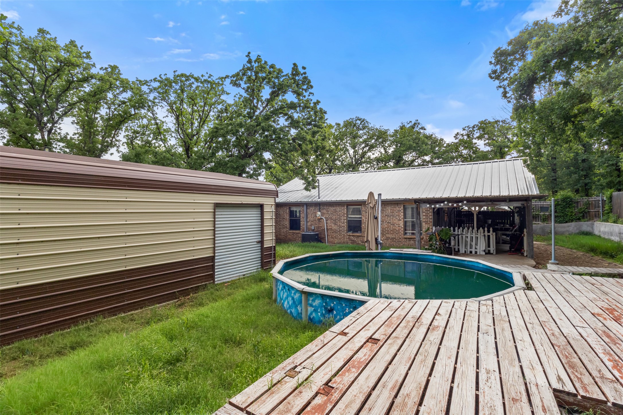 316 Hickorywood Street Azle TX 76020