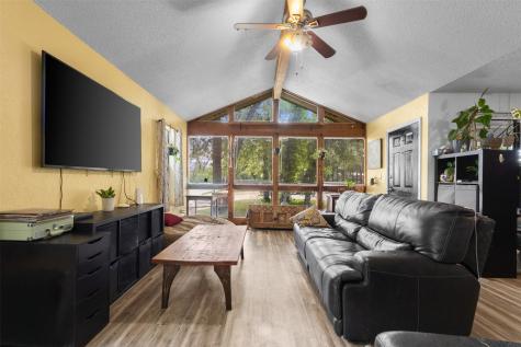 316 Hickorywood Street Azle TX 76020