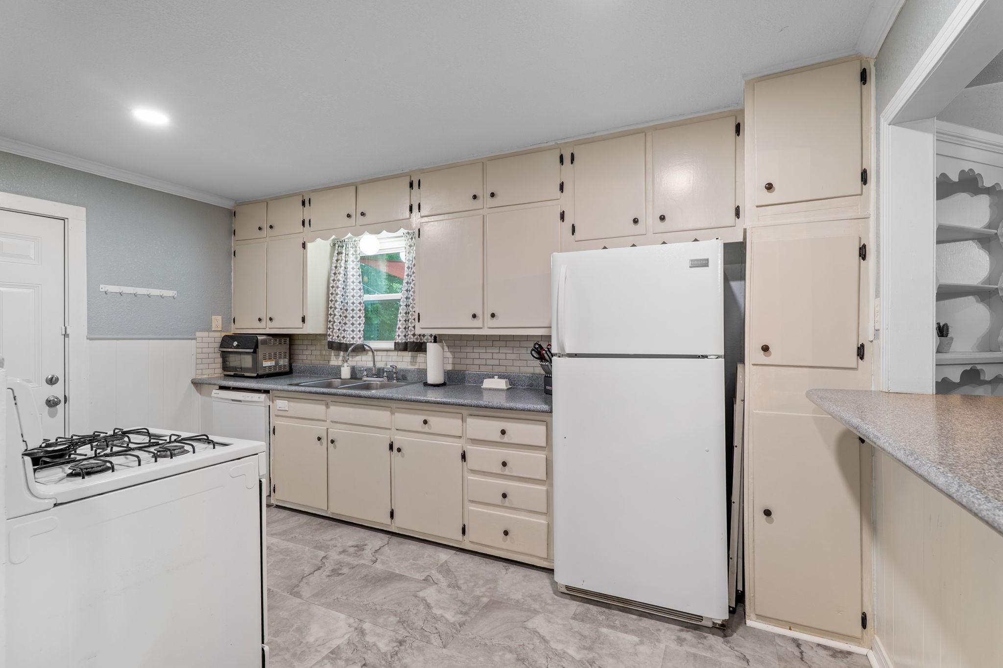 4400 Athens Avenue Waco TX 76710