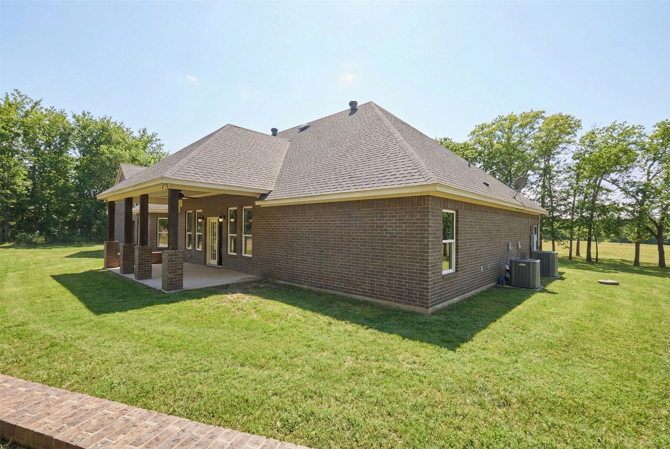 306 Garden Court Springtown TX 76082
