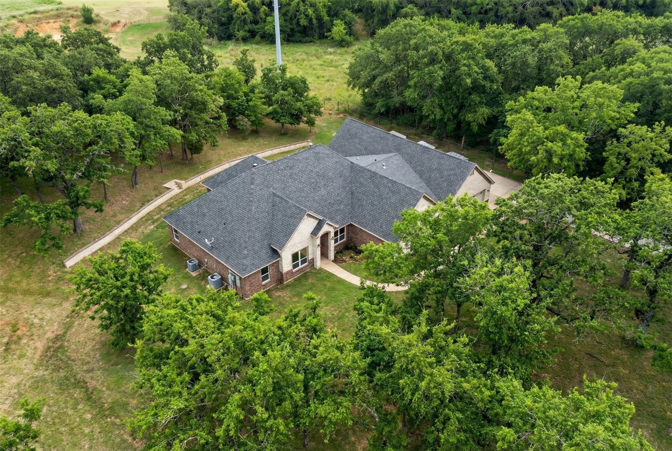 306 Garden Court Springtown TX 76082