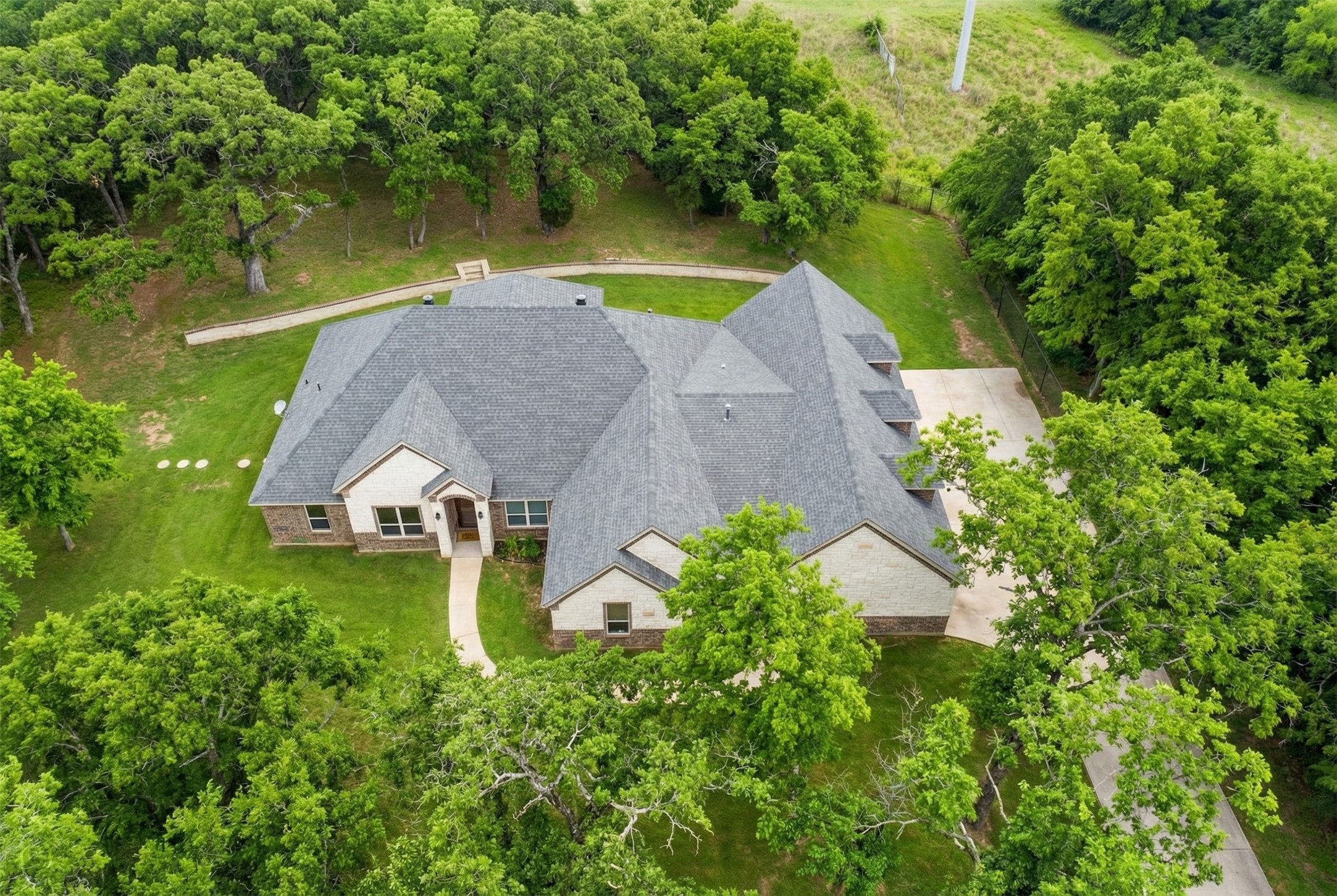 306 Garden Court Springtown TX 76082