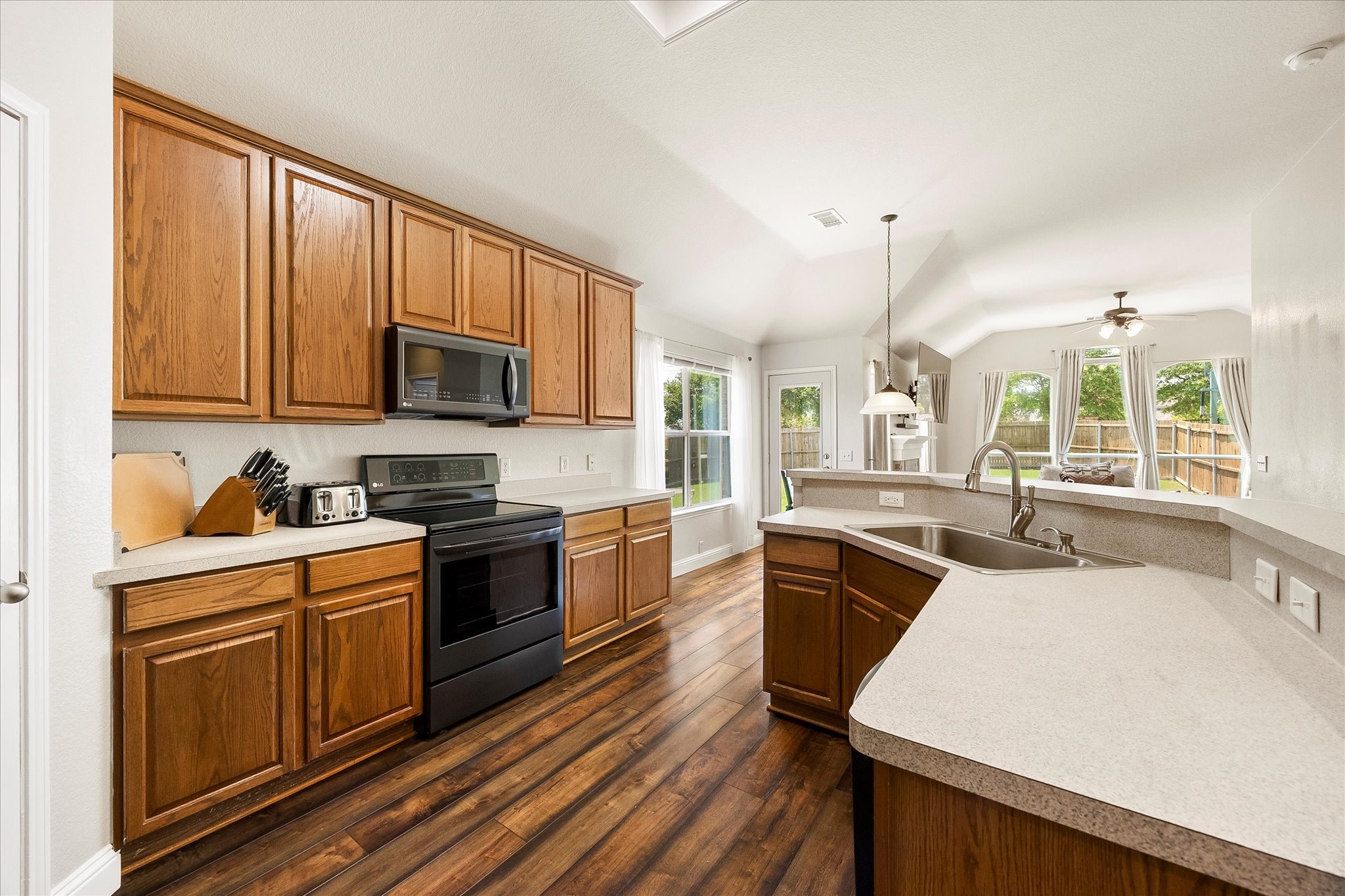 611 Monterey Drive Rockwall TX 75087