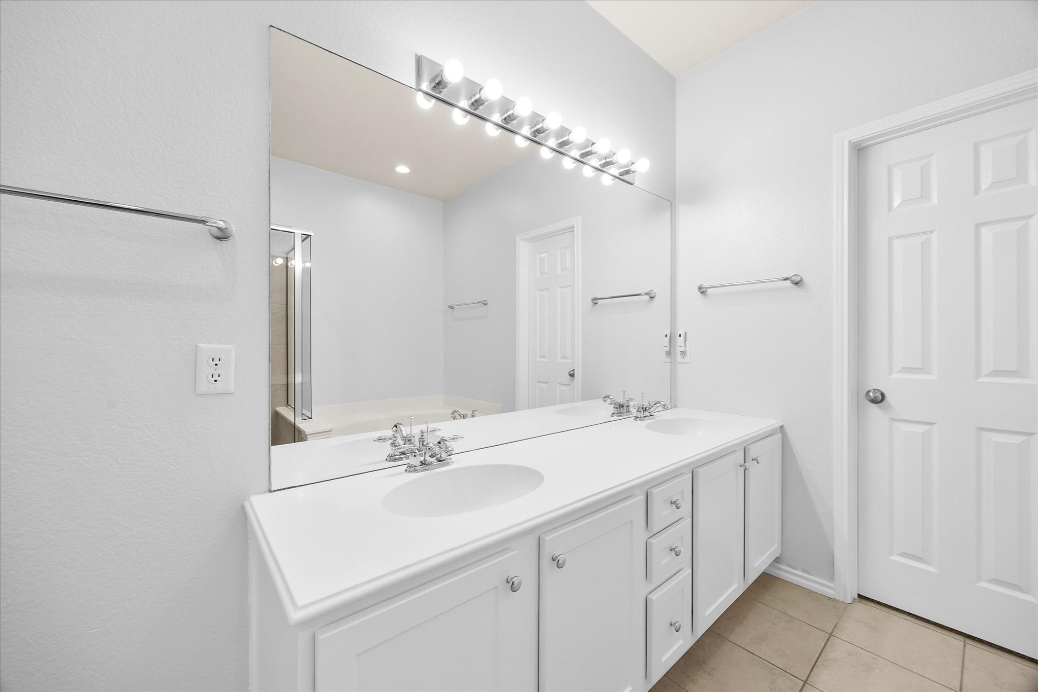 611 Monterey Drive Rockwall TX 75087