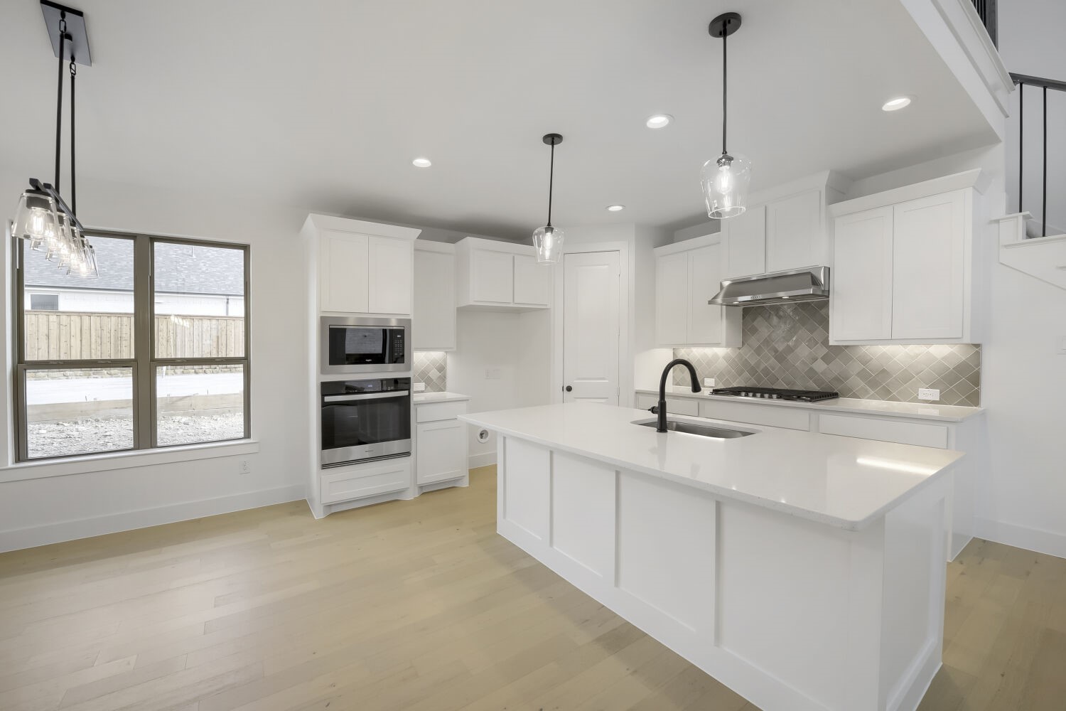 6016 Davis Knoll Fort Worth TX 76126