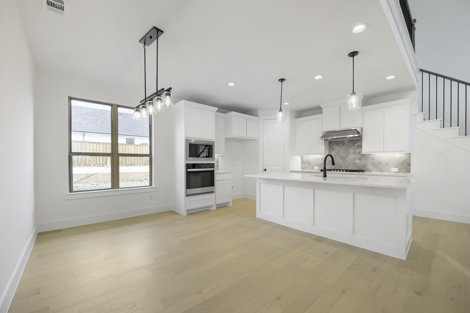 6016 Davis Knoll Fort Worth TX 76126