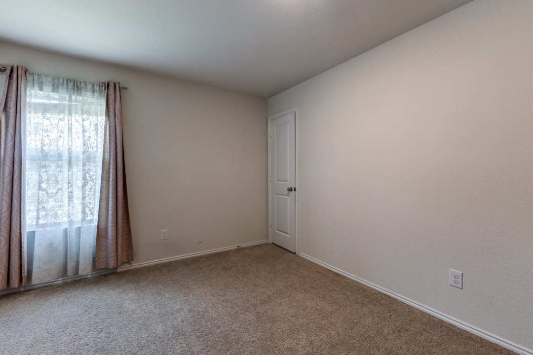 2413 Russell Street Crandall TX 75114