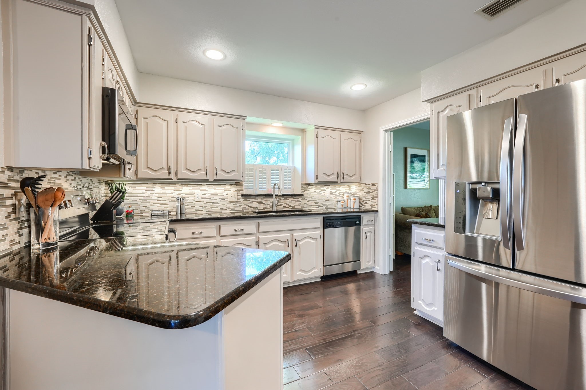 106 Waits Circle Garland TX 75043