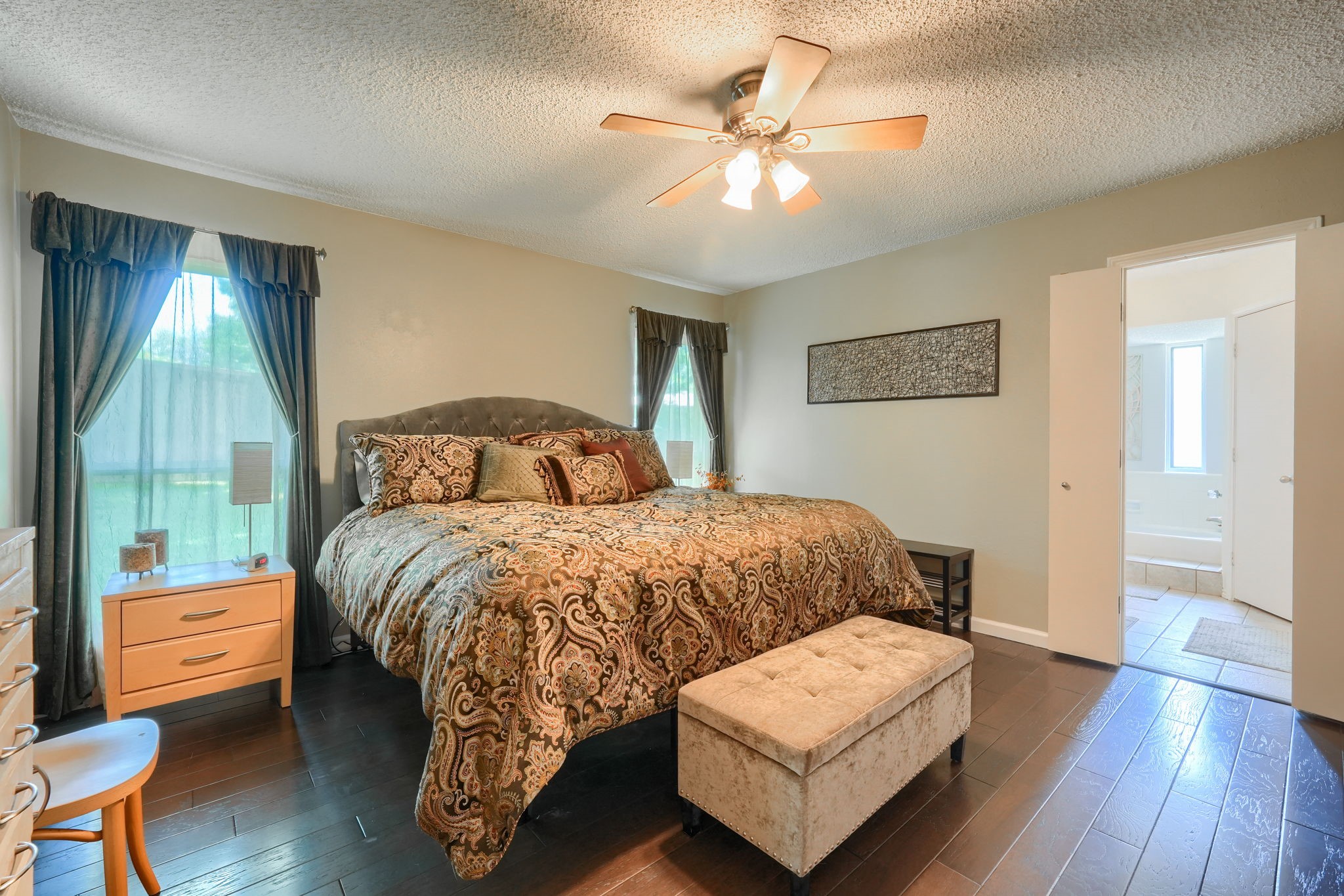 106 Waits Circle Garland TX 75043