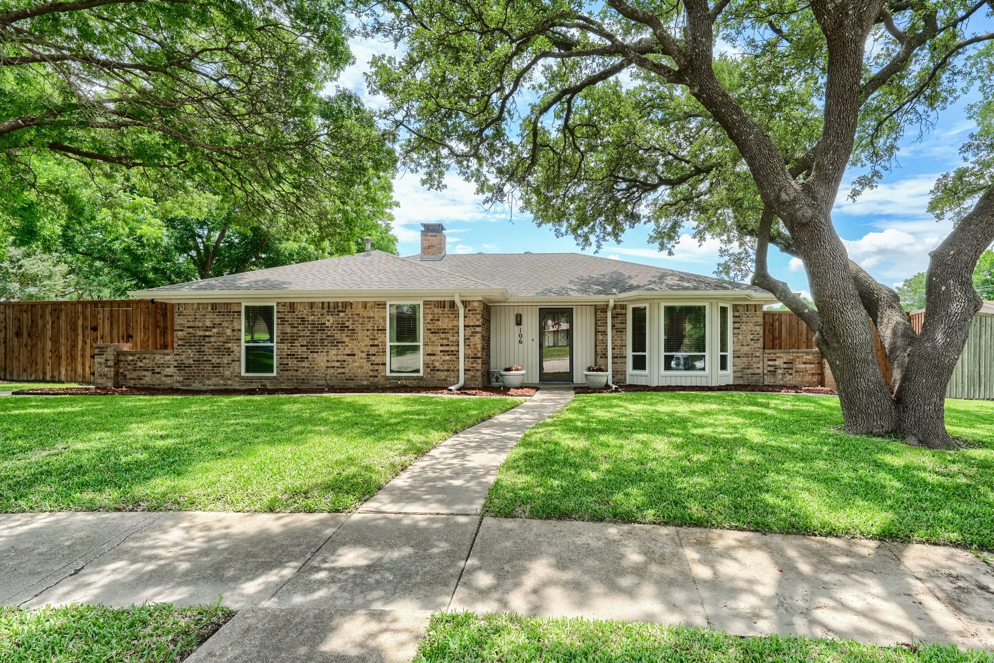 106 Waits Circle Garland TX 75043