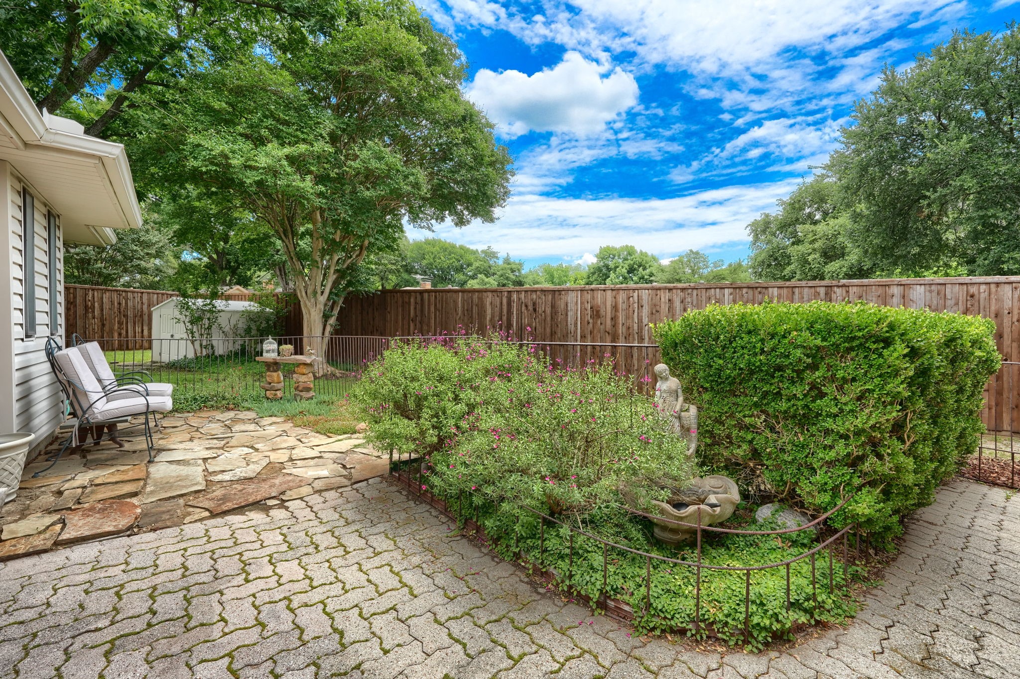 106 Waits Circle Garland TX 75043