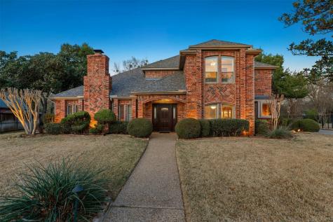 704 Green Meadow Street N Colleyville TX 76034
