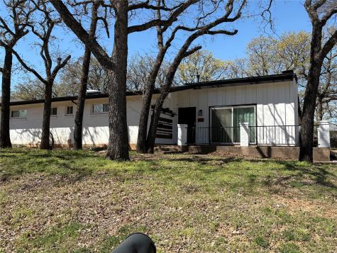 1121 Wade Drive Bedford TX 76022