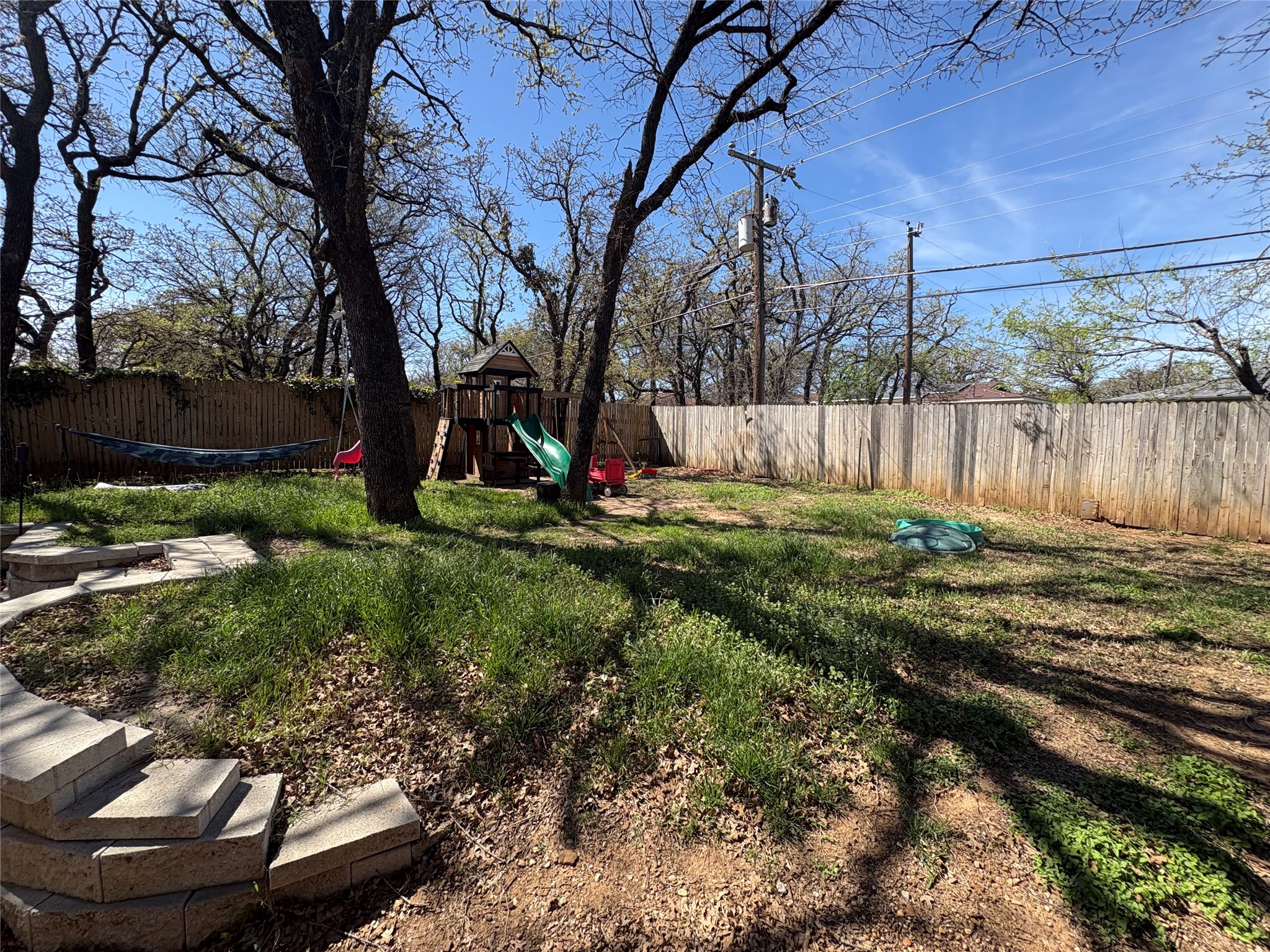 1121 Wade Drive Bedford TX 76022