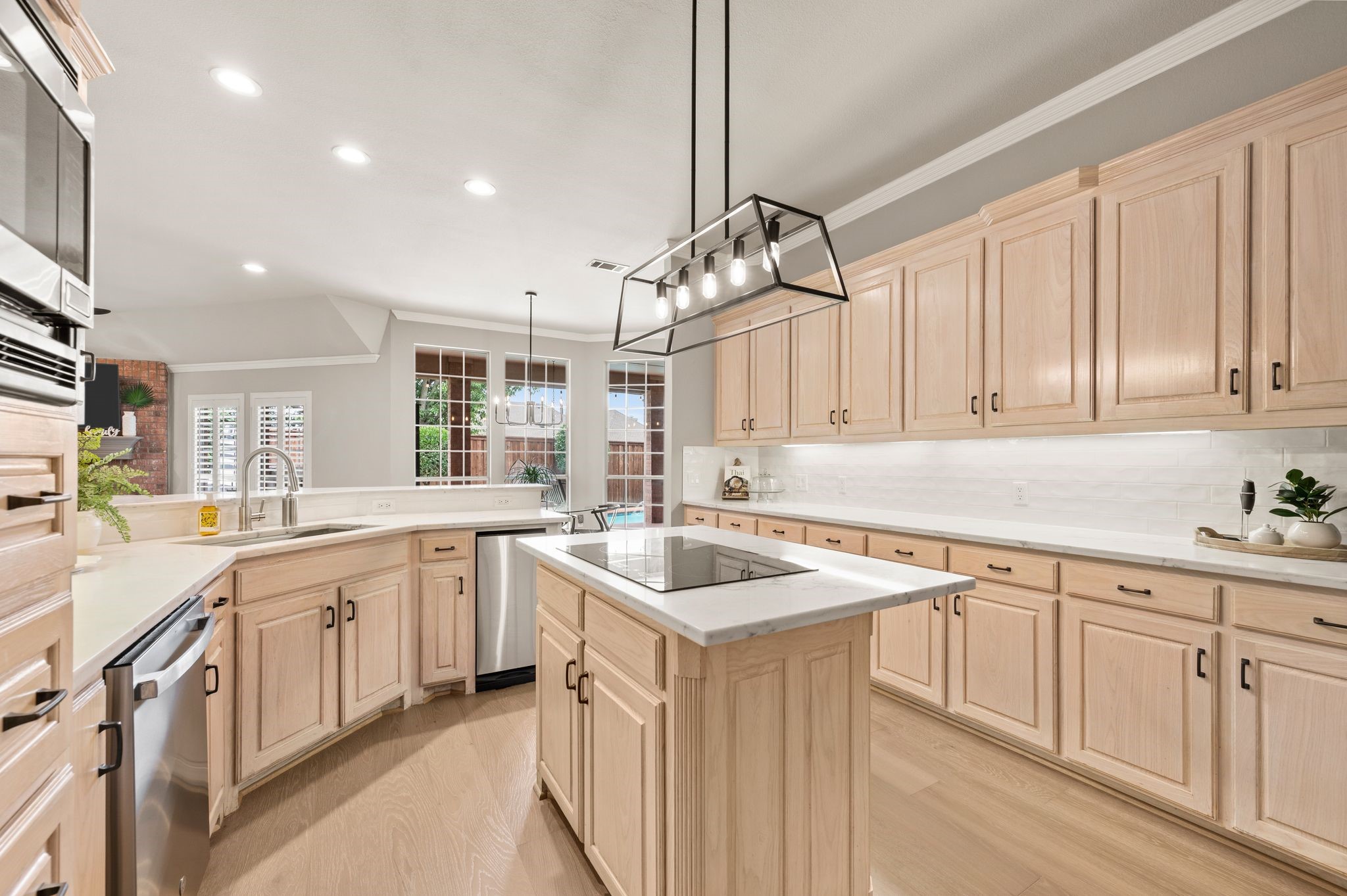 8800 Thornway Drive North Richland Hills TX 76182