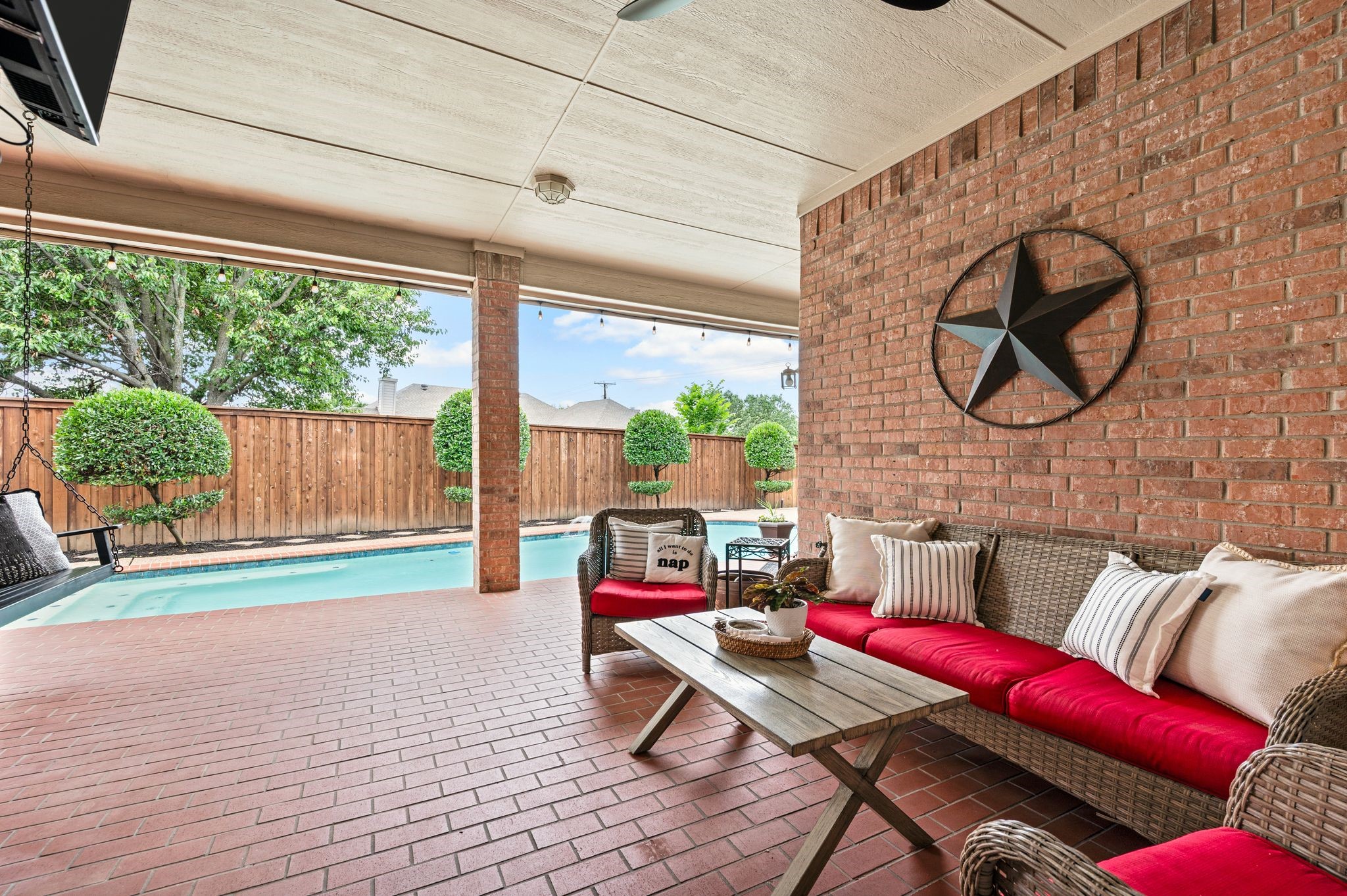 8800 Thornway Drive North Richland Hills TX 76182