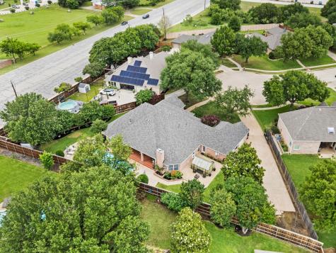 8800 Thornway Drive North Richland Hills TX 76182