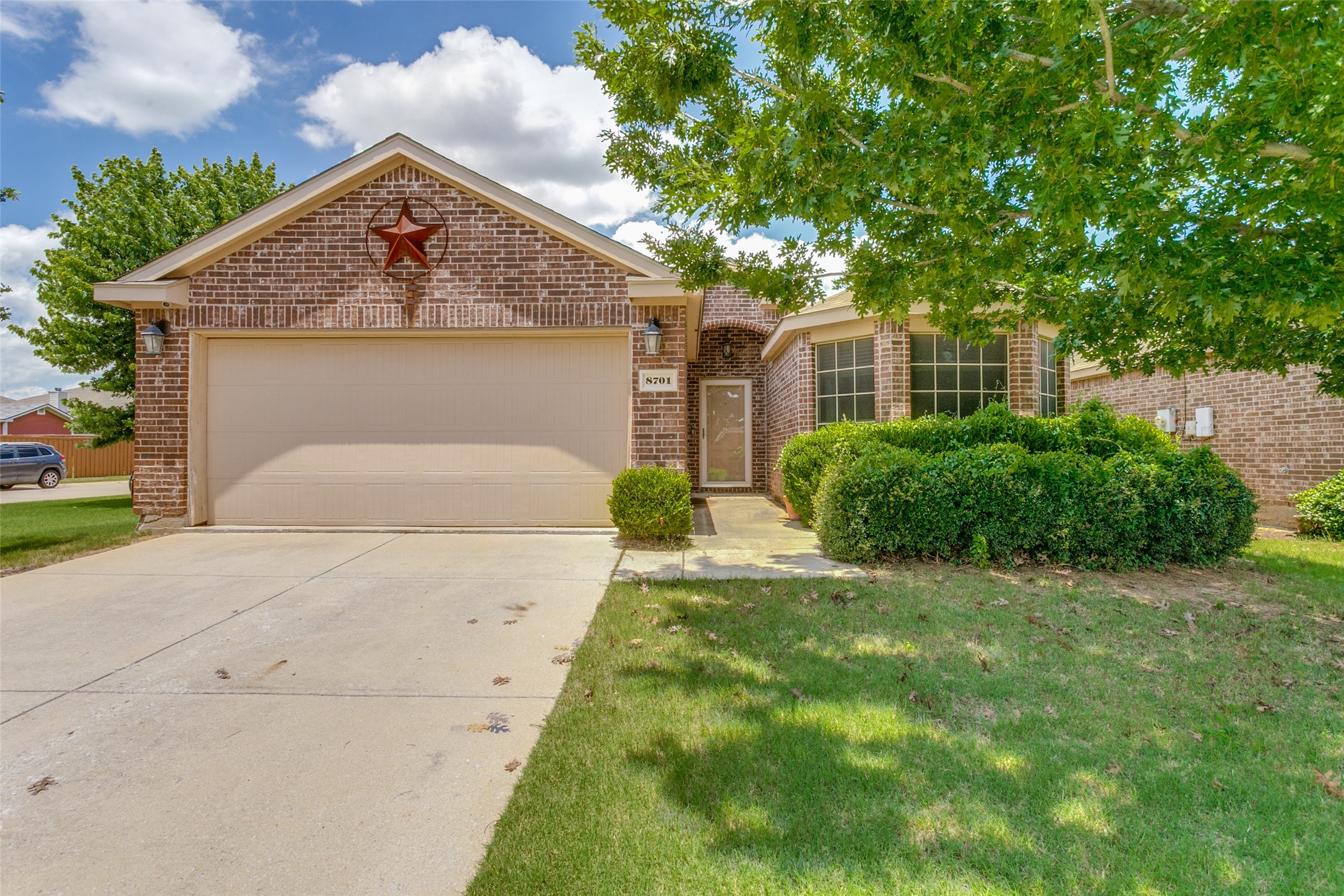 8701 Yosemite Cross Roads TX 76227