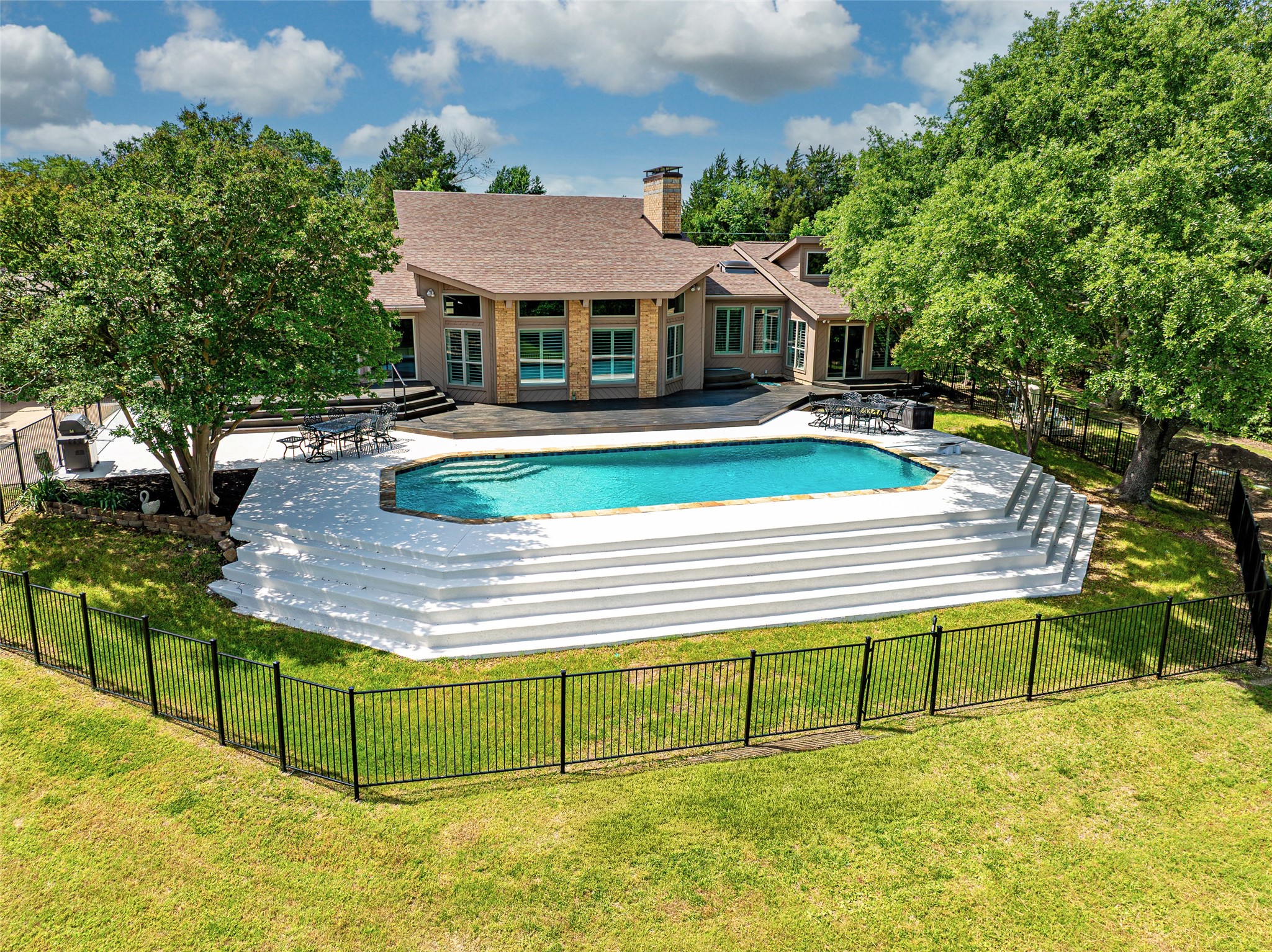 1075 Christian Lane Lucas TX 75002