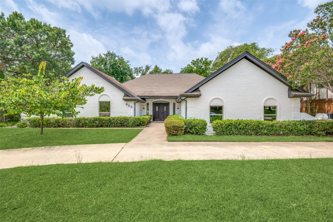 623 Green Hills Road Duncanville TX 75137