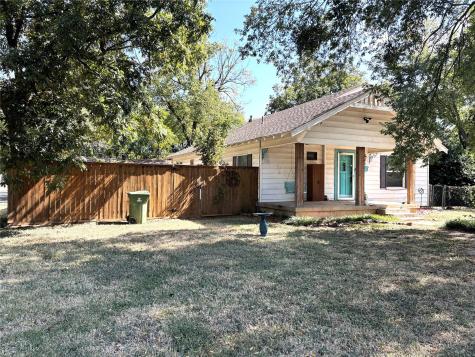723 Woodrow Street Arlington TX 76012