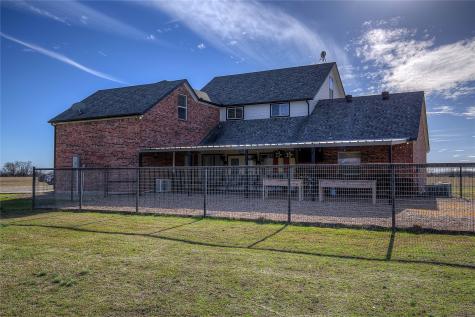 5611 County Road 4705 Commerce TX 75428