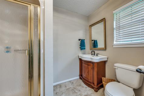 104 Brookview Drive Decatur TX 76234