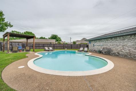 104 Brookview Drive Decatur TX 76234
