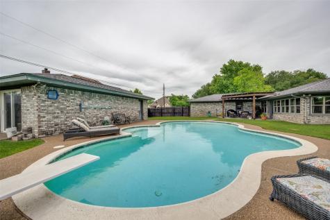 104 Brookview Drive Decatur TX 76234